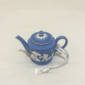 Wedgwood iconic teapot ormament